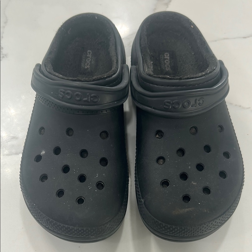 CROCS Men's Black Classic Foam Clogs with Heel Strap